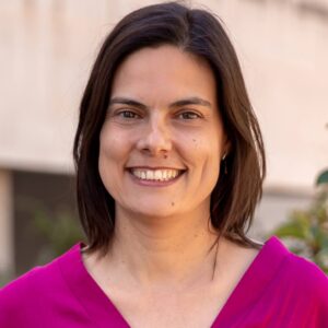 Laromaine Sagué, Anna
