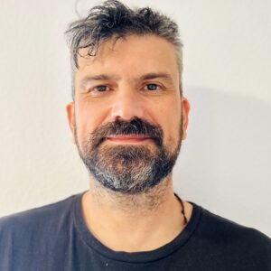 Mora Seró, Iván