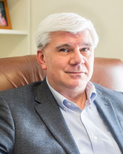 Serrano García, Roberto